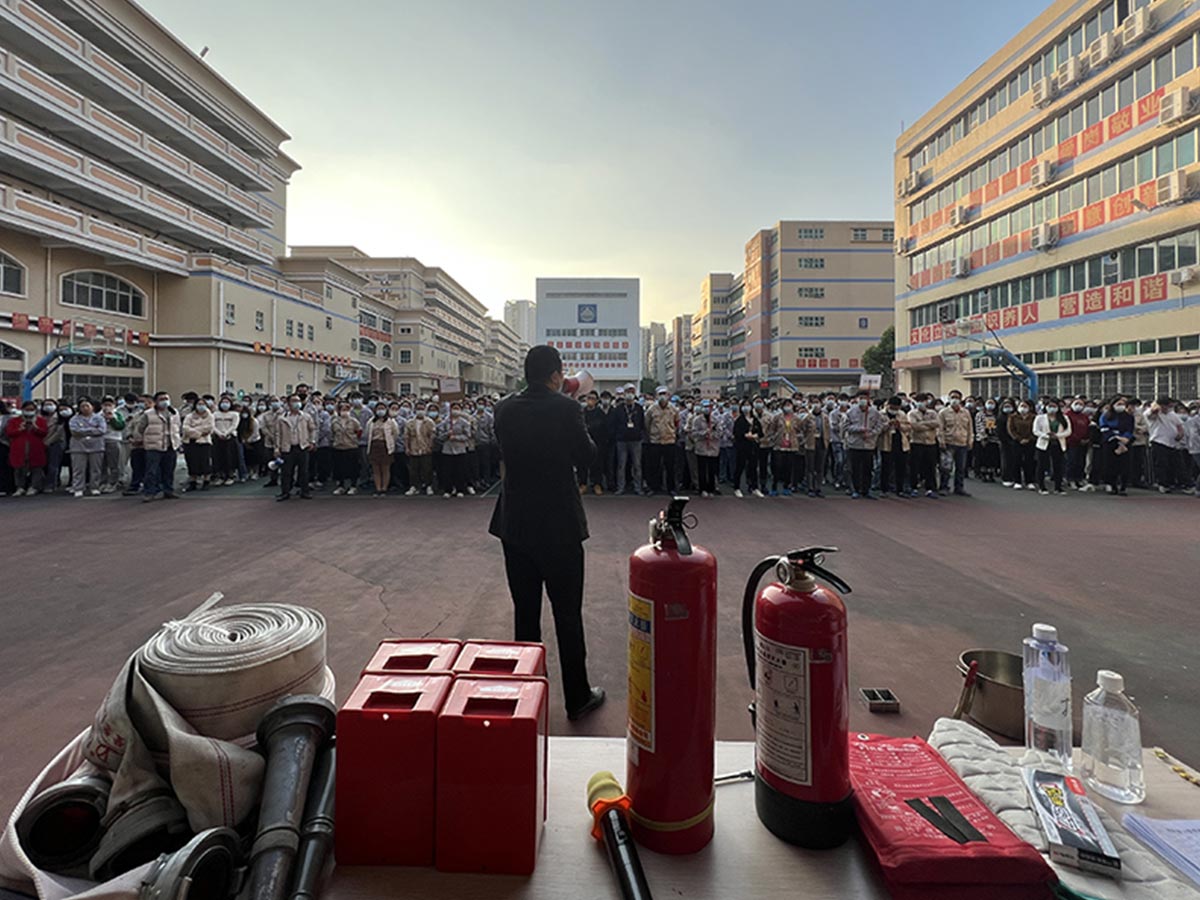 ����777(�й�)Ӣ���ж����ٷ�����ͬ��